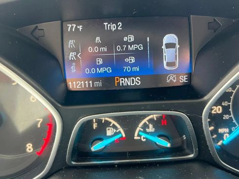 Used 2018 Ford Escape SE w/ SE Sync 3 Package AWD/4WD image 18