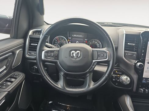 Used 2023 RAM 1500 Laramie AWD/4WD image 12