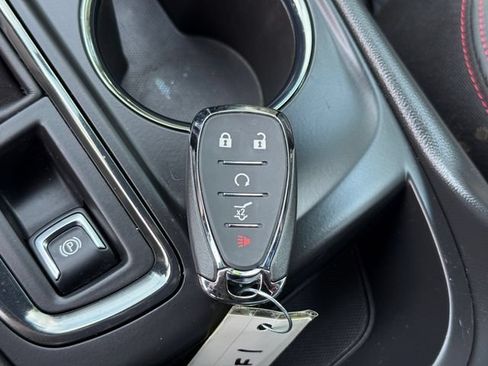 Used 2024 Chevrolet Equinox RS AWD/4WD image 12