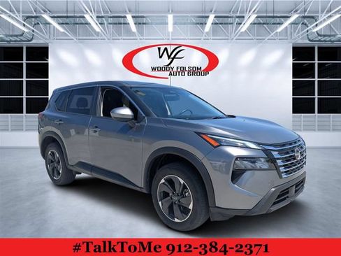 Used 2025 Nissan Rogue SV FWD image 1