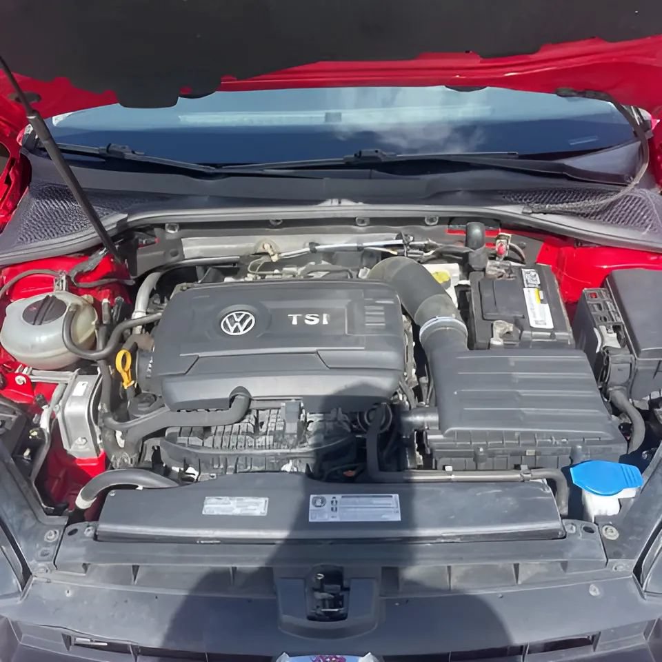 Used 2016 Volkswagen Golf SE FWD image 21