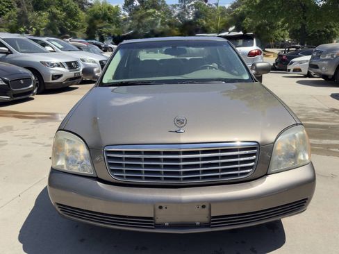 Used 2003 Cadillac De Ville w/ Comfort & Convenience Package image 11