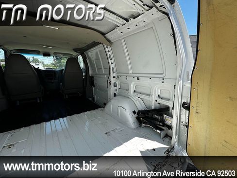 Used 2003 Chevrolet Astro RWD image 18