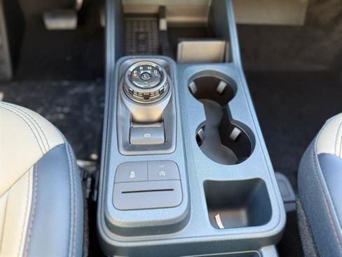 New 2025 Ford Maverick Lariat image 17