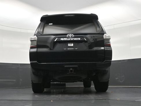 Used 2021 Toyota 4Runner SR5 RWD image 29