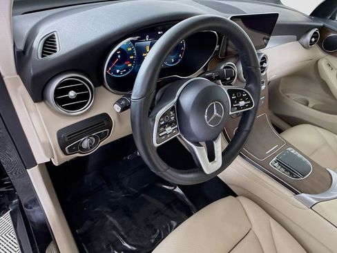 Used 2022 Mercedes-Benz GLC 300 4MATIC image 17