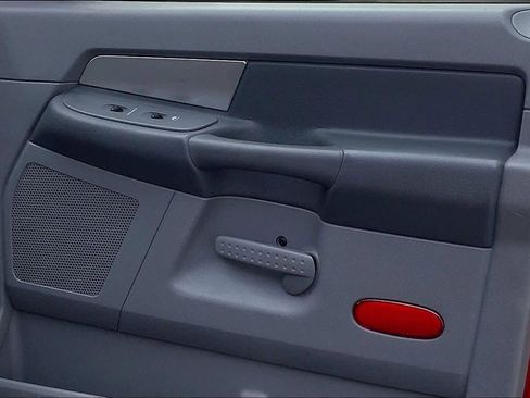 Used 2007 Dodge Ram 1500 Truck SLT image 23