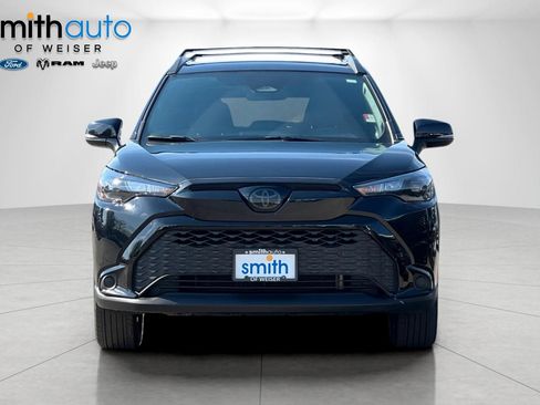 Used 2025 Toyota Corolla Cross AWD Hybrid w/ Moonroof Package image 10