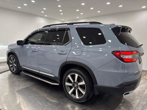 Used 2024 Honda Pilot Touring image 5