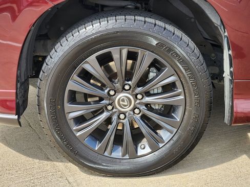 Used 2022 Lexus GX 460 Luxury w/ Sport Design Package image 10