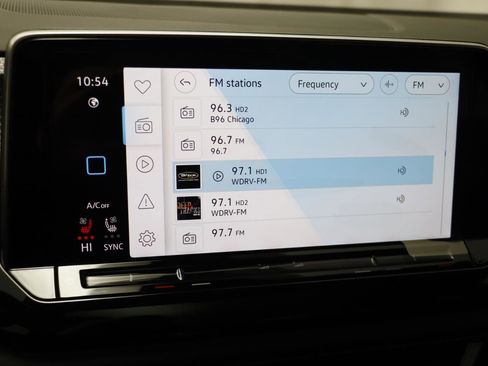 New 2026 Volkswagen Atlas Cross Sport SEL Premium R-Line image 8