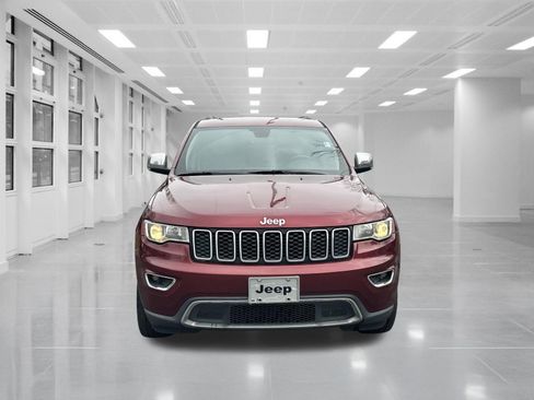 Used 2020 Jeep Grand Cherokee Limited w/ Luxury Group II image 2