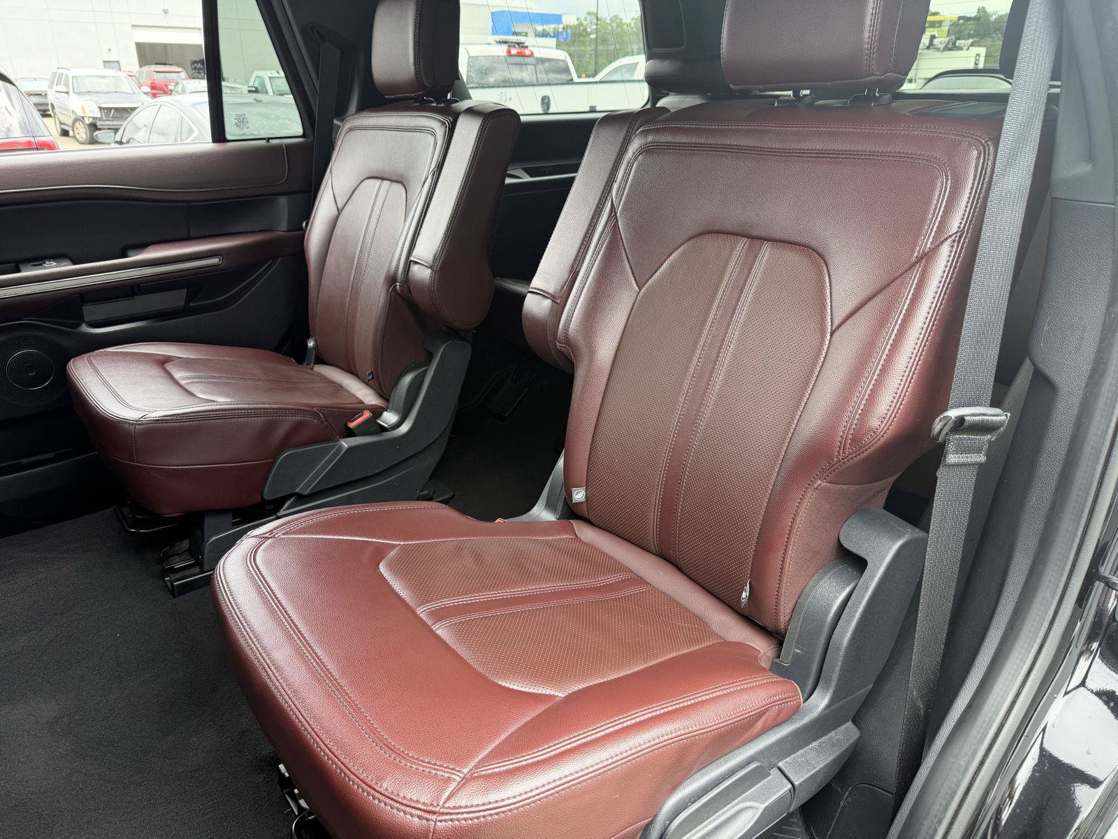 Used 2024 Ford Expedition Limited RWD image 18