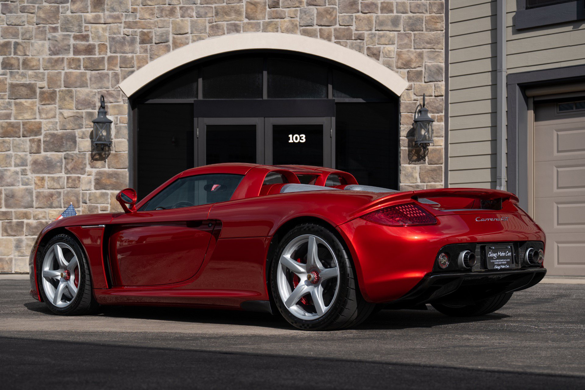 Used 2005 Porsche Carrera GT RWD image 11