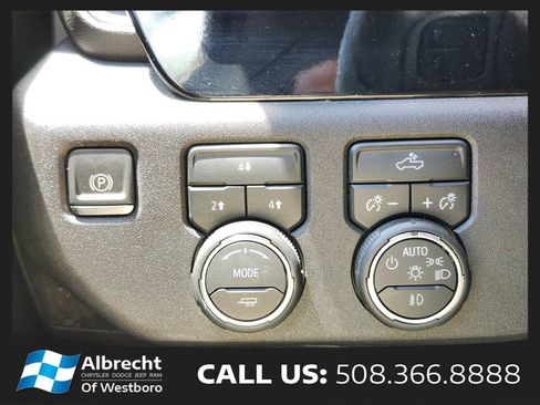 Used 2025 Chevrolet Silverado 2500 LT w/ Convenience Package AWD/4WD image 23