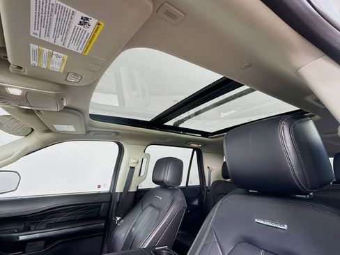Used 2021 Ford Expedition Max Platinum image 23