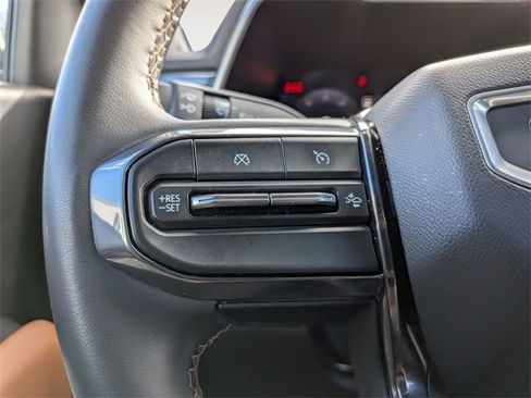 Used 2024 GMC Canyon AT4 w/ Technology Package image 13