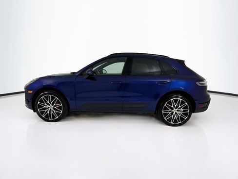 Certified 2024 Porsche Macan S AWD/4WD image 2