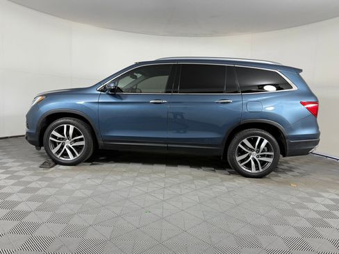 Used 2016 Honda Pilot Elite image 2