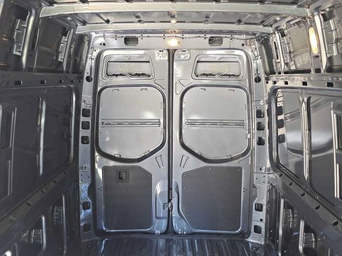 Used 2026 Mercedes-Benz Sprinter 2500 image 16