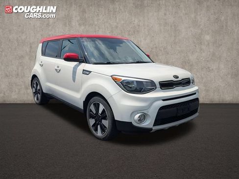 Used 2019 Kia Soul + FWD image 1