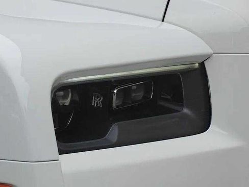 Certified 2021 Rolls-Royce Cullinan AWD/4WD image 23