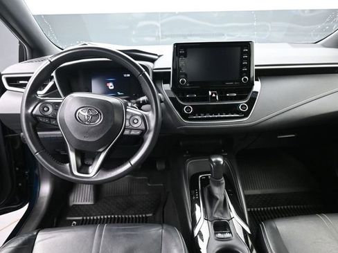 Used 2021 Toyota Corolla XSE image 10