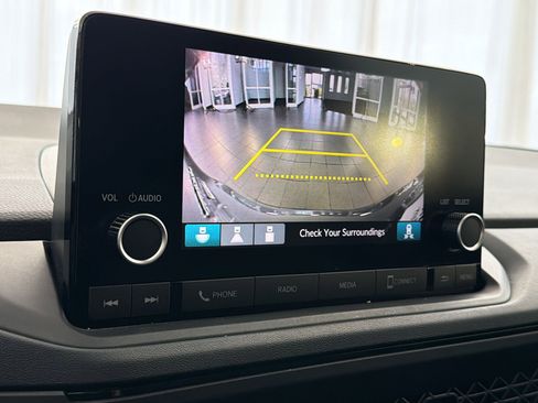 Used 2025 Honda Accord SE image 25
