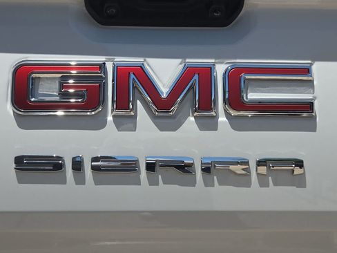 Used 2025 GMC Sierra 1500 Elevation RWD image 11