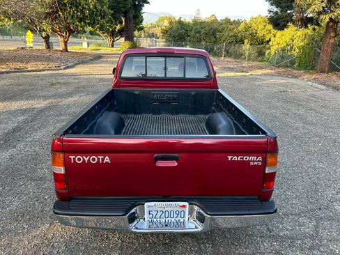 Used 1999 Toyota Tacoma 2WD Xtracab image 18