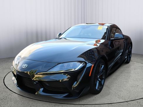Certified 2025 Toyota Supra RWD image 3