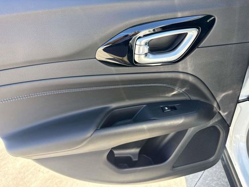 New 2026 Jeep Compass Latitude image 8