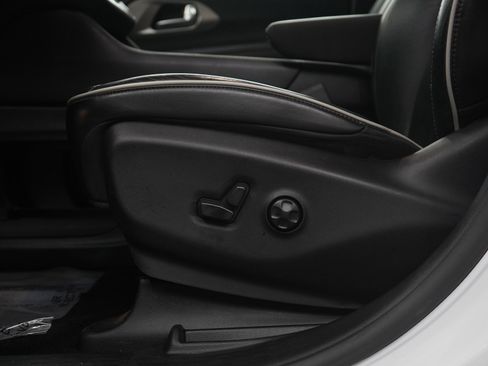 Used 2022 Chrysler Pacifica Limited w/ S Appearance Package image 20