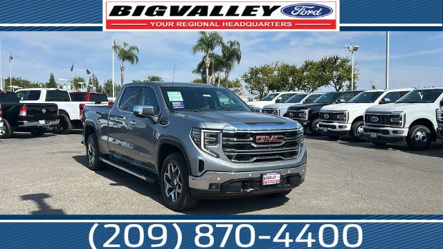 Used 2023 GMC Sierra 1500 SLT w/ SLT Premium Plus Package AWD/4WD image 1
