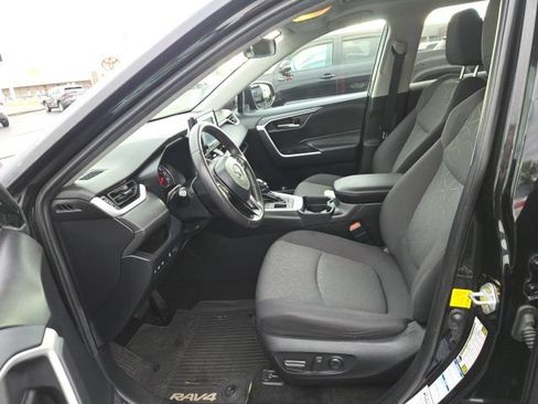 Used 2020 Toyota RAV4 XLE w/ Convenience Package AWD/4WD image 19