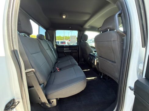 Used 2018 Ford F150 XLT w/ Equipment Group 302A Luxury AWD/4WD image 10