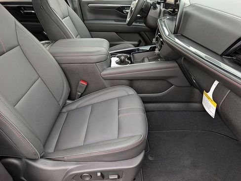 New 2026 Chevrolet Suburban RST w/ Comfort Package image 13