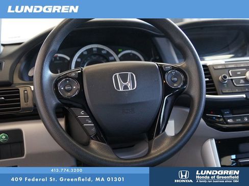 Used 2017 Honda Accord LX image 17
