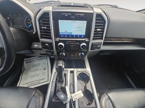 Used 2019 Ford F150 Lariat w/ Equipment Group 502A Luxury AWD/4WD image 13