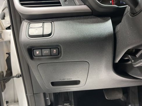 Used 2016 Kia Optima LX w/ LX Convenience Package FWD image 17