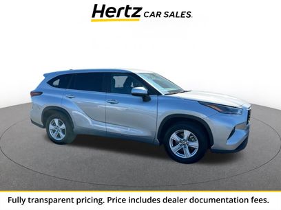 Used 2025 Toyota Highlander LE