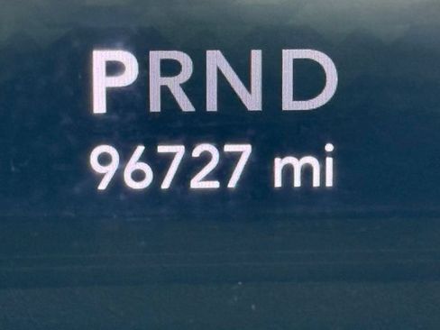 Used 2020 Jeep Gladiator Overland AWD/4WD image 18