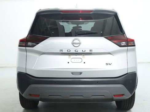 Used 2023 Nissan Rogue SV image 42
