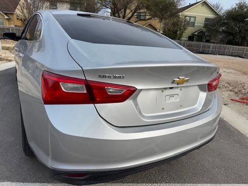 Used 2016 Chevrolet Malibu LT image 13
