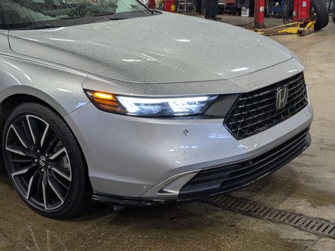 Used 2024 Honda Accord Touring image 33