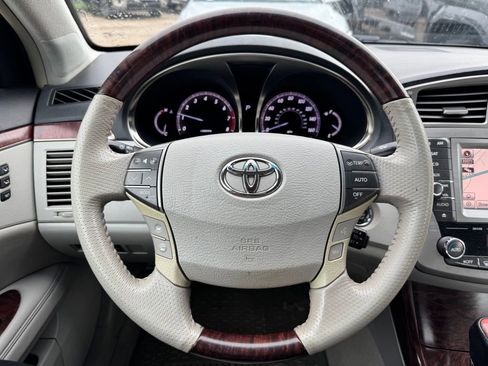Used 2012 Toyota Avalon Limited FWD image 7
