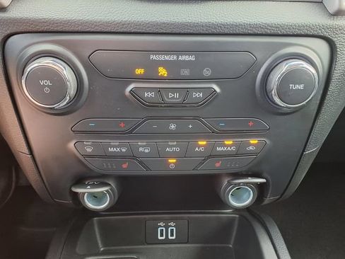 Used 2023 Ford Ranger XLT w/ Equipment Group 302A High AWD/4WD image 21