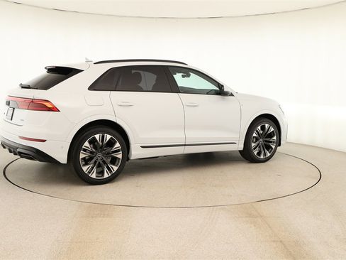 New 2026 Audi Q8 Premium Plus image 7