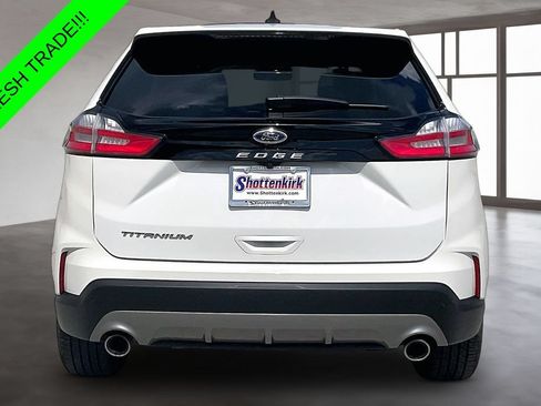 Used 2021 Ford Edge Titanium w/ Equipment Group 301A FWD image 5