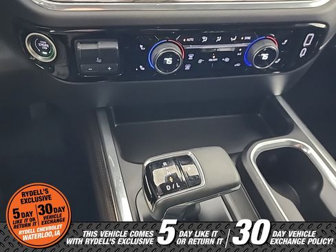 Used 2025 Chevrolet Silverado 1500 LT Trail Boss w/ Convenience Package II image 33